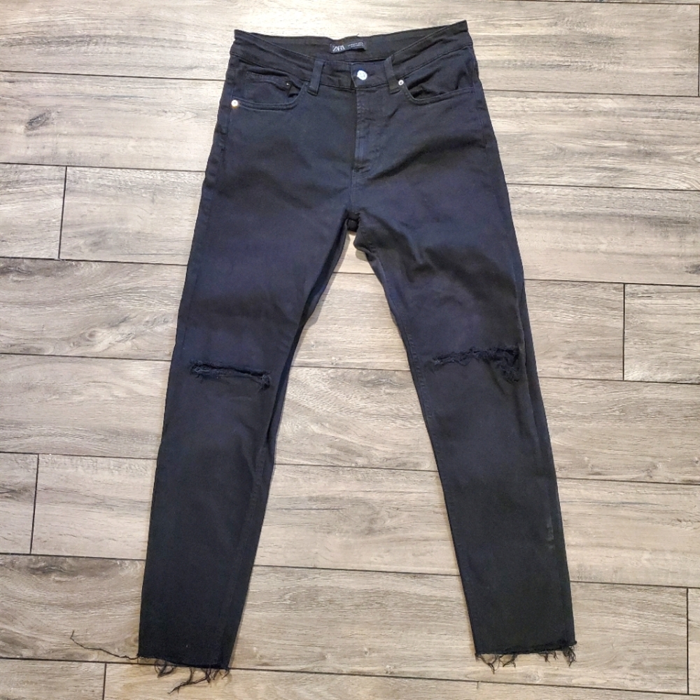 ZARA | High Rise Skinny Distressed Black Denim Jeans (Size 31)